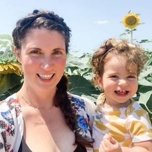 Meet your Posher, Caitlin